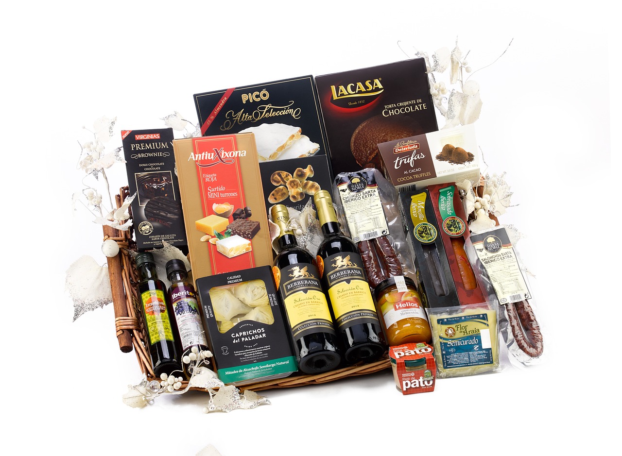 The Art of Curating the Perfect Gift Hamper: Tips and Tricks